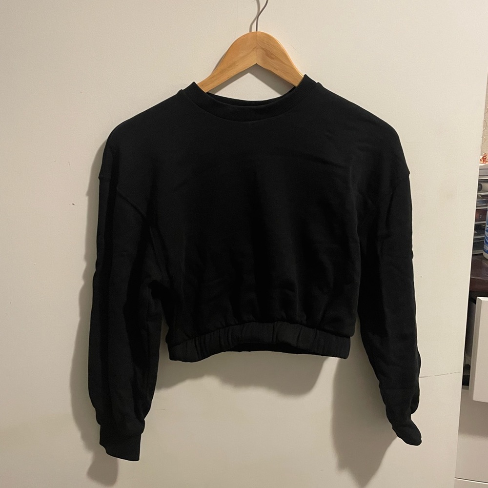 Zara cropped sweatshirt